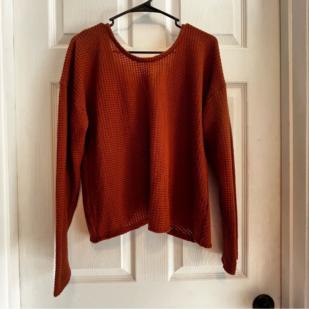 Derek Heart Women's Rust Color Open Twist Back Sweater Large